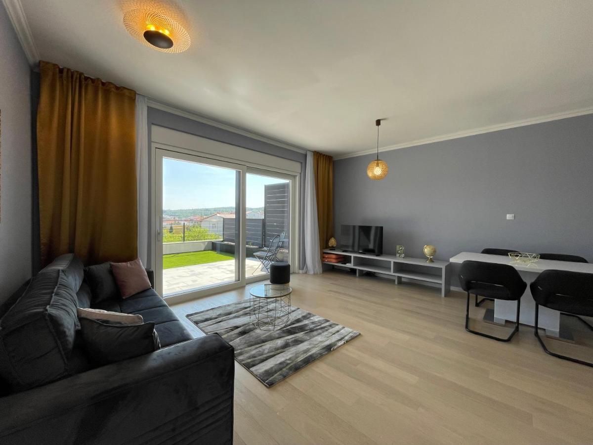 Lux Nanea Apartment Krk Town Exterior foto